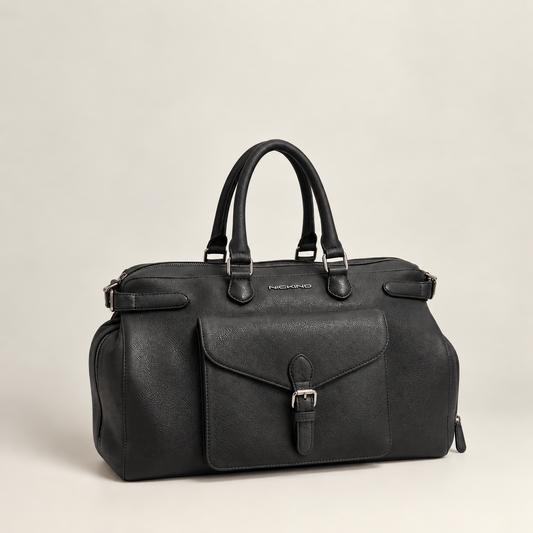 A brand built around how people carry.